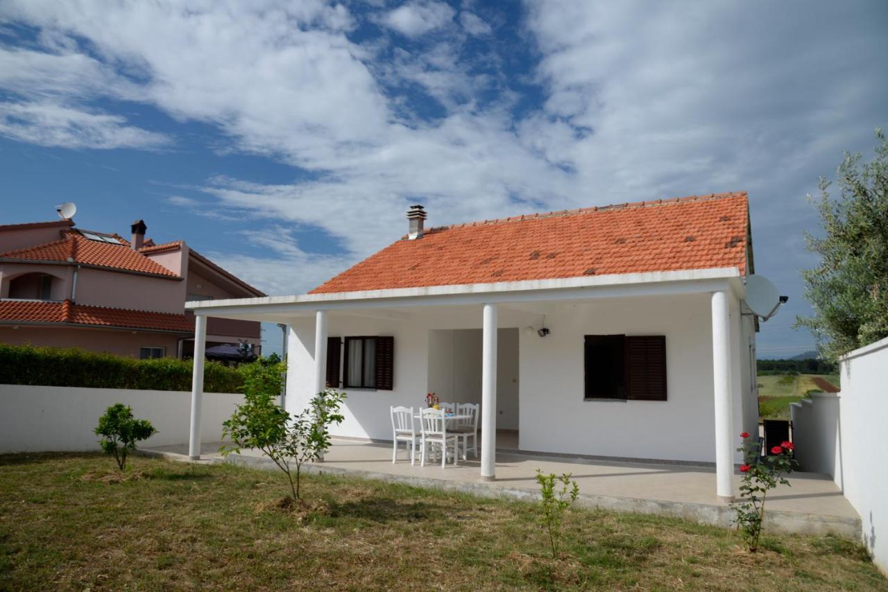 فيلا Casa Di Felicita بيوغْغاد نا موغو المظهر الخارجي الصورة
